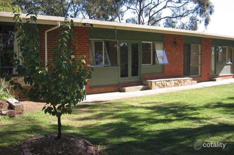 12 Grove St, Eden Hills, SA 5050