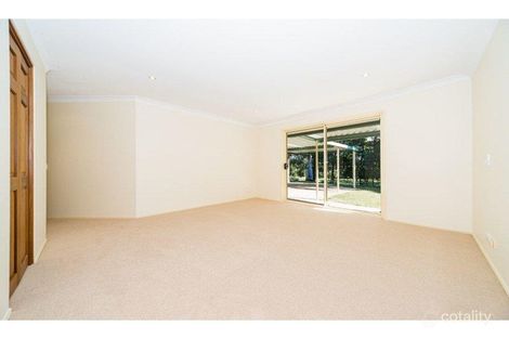 Property photo of 25 Desert Falls Crescent Parkwood QLD 4214