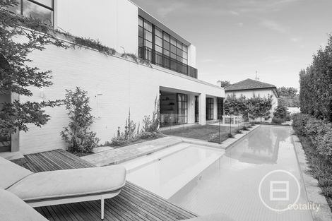 Property photo of 17 Gisborne Street Elsternwick VIC 3185