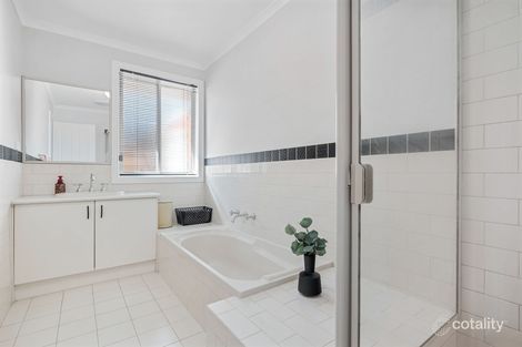 Property photo of 7/27 Leigh Road Croydon VIC 3136