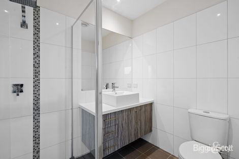 Property photo of 9 Leicester Square Seaholme VIC 3018