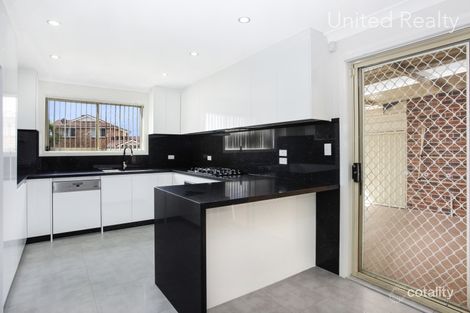 Property photo of 27A Whitsunday Circuit Green Valley NSW 2168