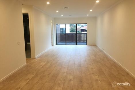 Property photo of 8/6 Benwerrin Drive Wantirna VIC 3152