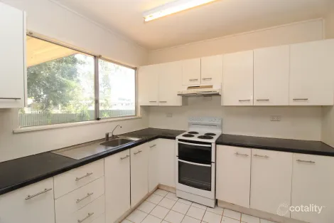 Property photo of 4 Kyrie Avenue Sunset QLD 4825