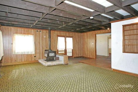 Property photo of 28 Clucas Avenue Gorokan NSW 2263