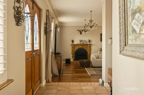 Property photo of 25 Seaward Loop Sorrento WA 6020