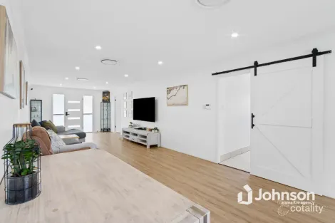 Property photo of 9 Chalmers Place North Ipswich QLD 4305