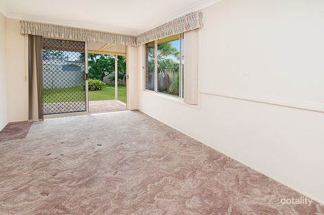Property photo of 5 Clyde Close Bateau Bay NSW 2261