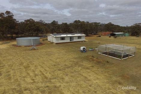 829 Warren Rd, Coblinine, WA 6317