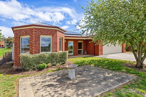 Property photo of 2 Larissa Close Romsey VIC 3434