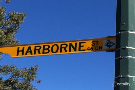 303 Harborne St, Glendalough, WA 6016