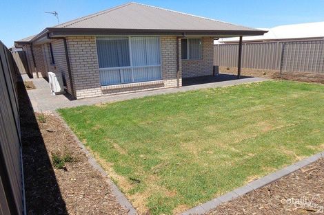 Property photo of 12 Rohrlach Street Whyalla Jenkins SA 5609