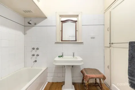 Property photo of 66 Liverpool Street Footscray VIC 3011