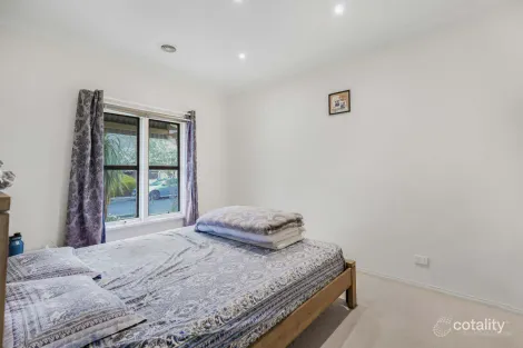 Property photo of 6 Moroka Green Pakenham VIC 3810