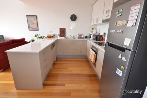 Property photo of 8/28 Pin Oak Crescent Flemington VIC 3031