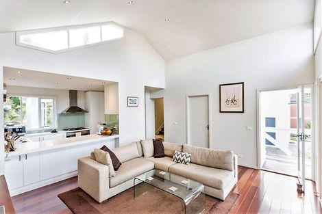 Property photo of 3 Rogerson Court Balwyn VIC 3103