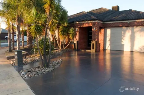 Property photo of 1 Wendouree Drive Kialla VIC 3631