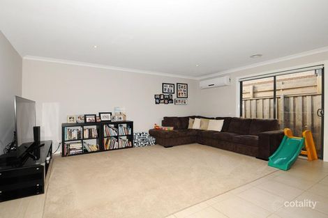 Property photo of 18 Nobel Drive Cranbourne West VIC 3977