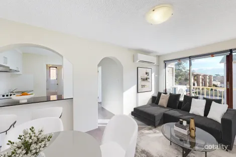 Property photo of 42/5 Crest Road Crestwood NSW 2620