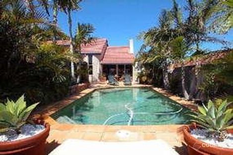 14 Village High Rd, Benowa, QLD 4217