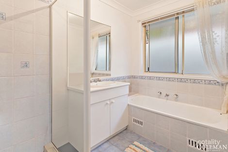 Property photo of 18 Storm Crescent Blue Haven NSW 2262