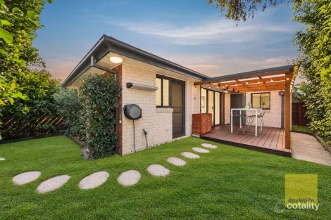 2/2-6 Christie St, Deer Park, VIC 3023