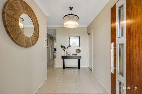 Property photo of 16 Colman Drive Middle Ridge QLD 4350