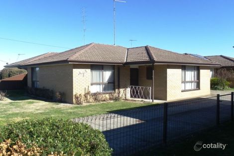 2/302 Albert St, Sebastopol, VIC 3356