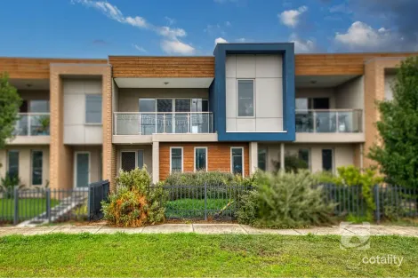 10 Ezra Cres, Officer, VIC 3809