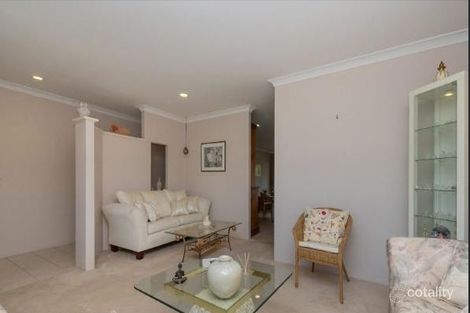 Property photo of 10 Ardrossan Loop Kingsley WA 6026