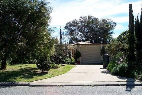 Property photo of 27 Willow Gardens South Yunderup WA 6208