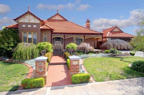 22 Faye Cres, Keilor, VIC 3036