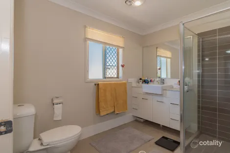Property photo of 33 Doncaster Drive Rosenthal Heights QLD 4370