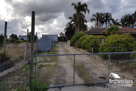 199 Caporn St, Mariginiup, WA 6078