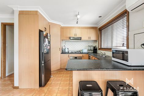 Property photo of 2/21 Winnington Street Deer Park VIC 3023