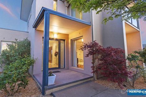 Property photo of 31 Anthony Rolfe Avenue Gungahlin ACT 2912