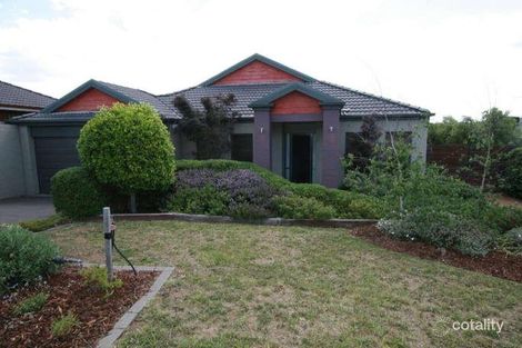 34 Belleview Dr, Sunbury, VIC 3429