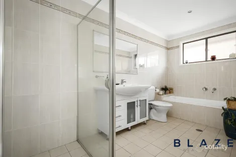 Property photo of 1 Corio Road Prairiewood NSW 2176