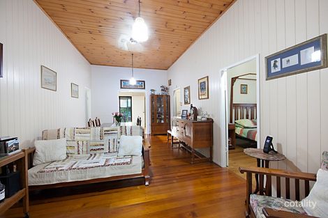 Property photo of 24 Eleventh Avenue Railway Estate QLD 4810