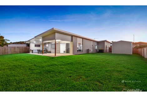 Property photo of 32 Starfish Drive Lammermoor QLD 4703