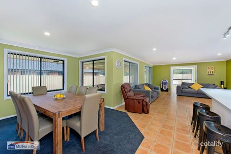 Property photo of 6 Bain Place Bonny Hills NSW 2445