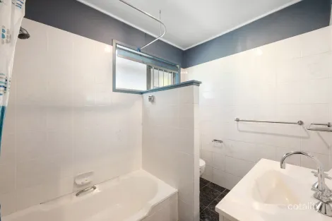 Property photo of 3/6 Amersham Street West End QLD 4101