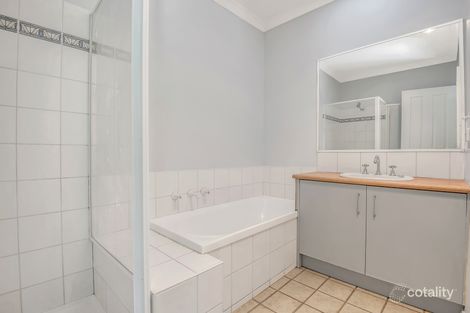 Property photo of 17 Lyrebird Walk Whittlesea VIC 3757
