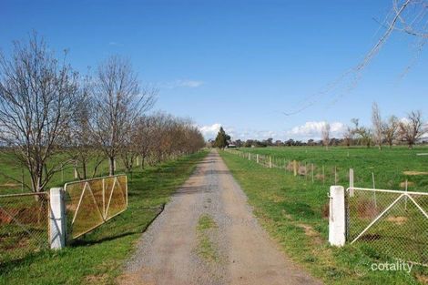 1010 Sidebottoms Rd, Pine Lodge, VIC 3631