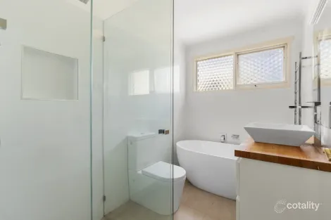 Property photo of 7 Tudor Court Edithvale VIC 3196
