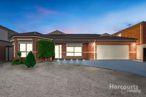 3 Dunbarrim Ave, Cairnlea, VIC 3023
