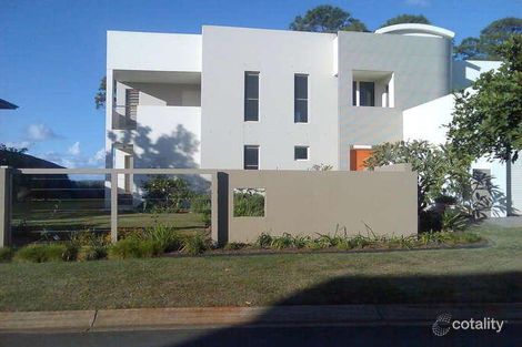 Property photo of 11 The Rampart Redland Bay QLD 4165