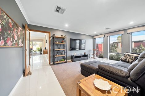 Property photo of 42 Preston Drive Lake Coogee WA 6166