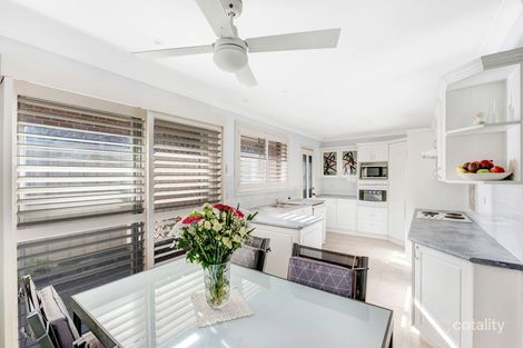 Property photo of 15 Walu Avenue Budgewoi NSW 2262