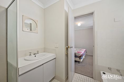 Property photo of 16/11 Apley Street Maddington WA 6109